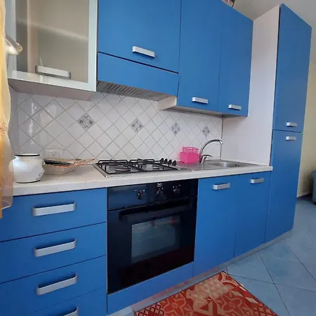 Bilocale Per L'affitto Estivo * Torre Pali